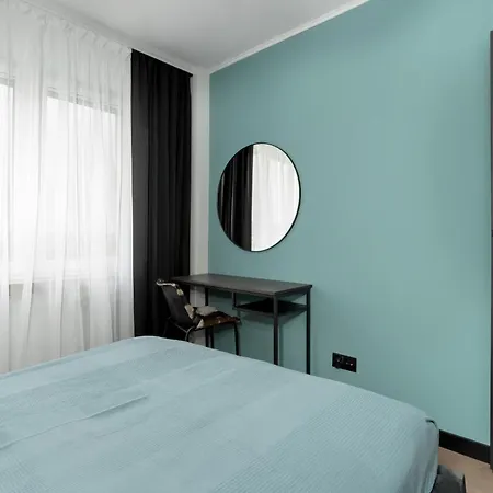 Spacious In A Quiet Area Of By Renters Lägenhet *