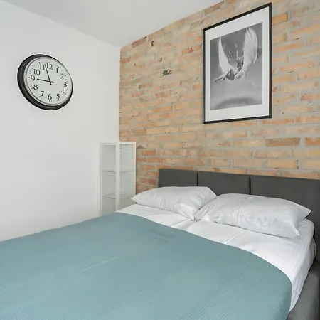 Apartment Spacious In A Quiet Area Of By Renters Poznan