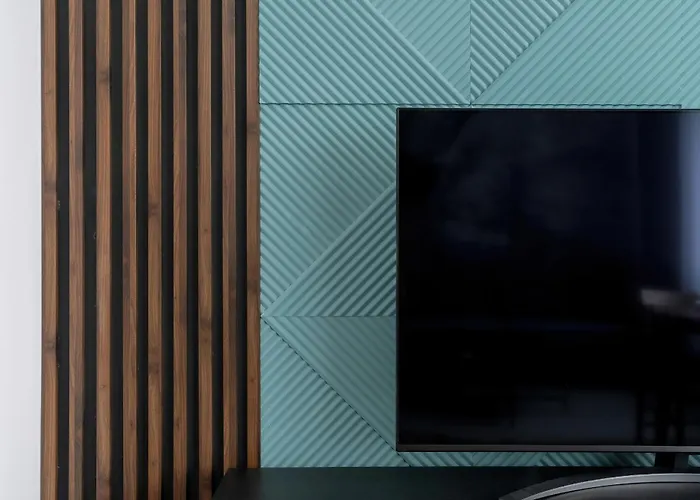 Spacious In A Quiet Area Of By Renters * 포즈난