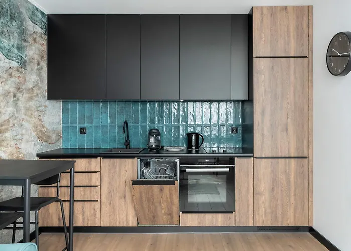 아파트 Spacious In A Quiet Area Of By Renters